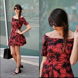 Zara Off the Shoulder Mini Dress Black Pink Palm Leaf Print Size S